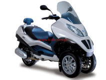 MP3 125 i.e. Hybrid