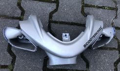 Owiewka kierownicy przednia srebrna Yamaha Aerox używana