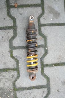 Amortyzator tylny Szuki Katana