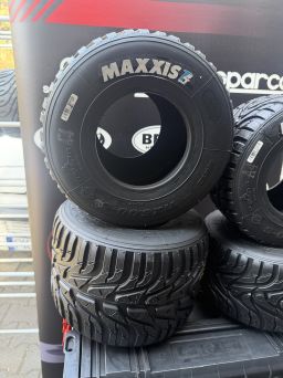 Zestaw opon kartingowych deszczowych Maxxis MW12