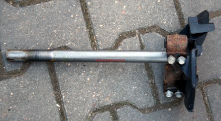 Półka przedniego zawieszenia (sztyca) Honda Dio