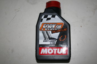 MOTUL Fork Oil very light 2,5W 1L
