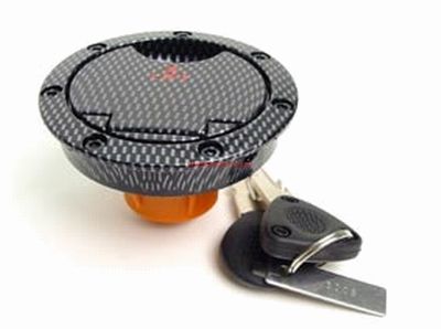 Korek wlewu paliwa carbon