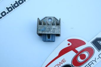 Regulator napięcia Yamaha aerox