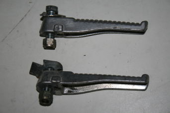 Podnóżki pasażera Peugeot Speedfight