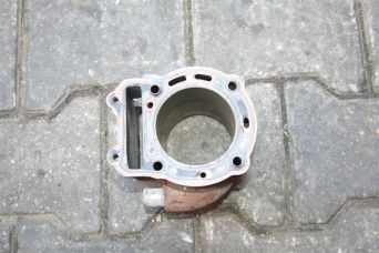 Cylinder Beyond YH 260