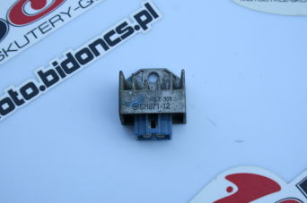 Regulator napięcia Yamaha aerox