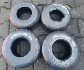 Komplet nowych opon kartingowych marki Bridgestone 10x4.00-5 11x6.00-5