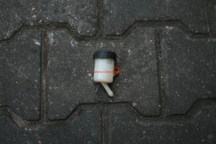 Zbiorniczek płynu hamulcowego Beyond YH 260
