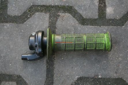 Manetka gazu Piaggio NRG