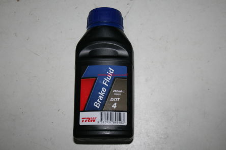 Brake Fluid TRW 500 ml  PŁYN HAMULCOWY DOT-4