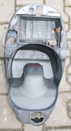 Schowek pod siedzenie Piaggio Liberty