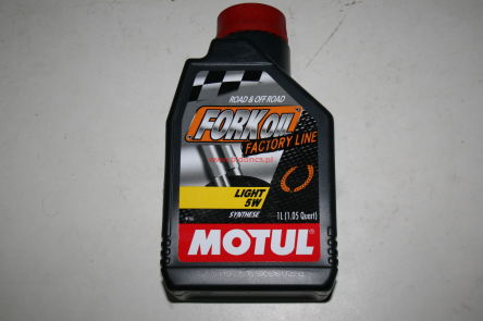 MOTUL Fork Oil Expert LIGHT 5W 1L