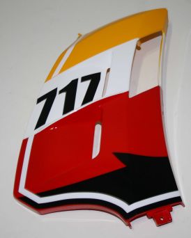 Owiewka przednia boczna 717/10 2T Prawa 