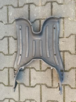 Podłoga Piaggio Liberty