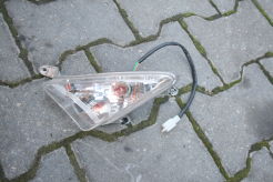 Kierunkowskaz przedni lewy