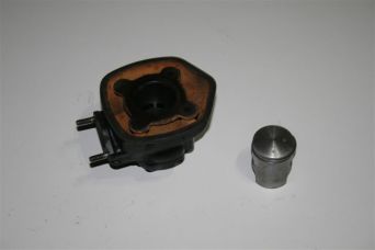 Cylinder + tłok Piaggio zip