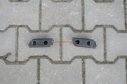 Metale pod stopki gumowe piaggio hexagon 150 2t